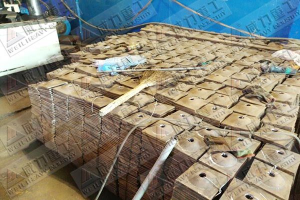 礦用錨桿托盤液壓機(jī)2