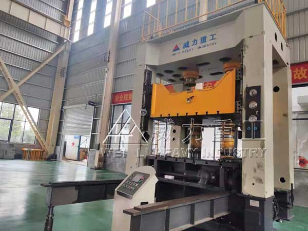 315噸框架式薄板拉伸液壓機(jī)_汽車(chē)翼子板沖壓力機(jī)