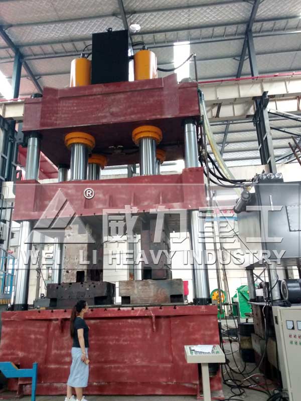 1500噸封頭拉伸液壓機(jī)