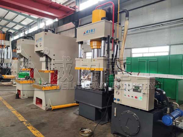 200噸液壓機(jī)廠家