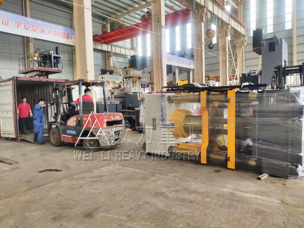 500噸四梁四柱液壓機(jī)