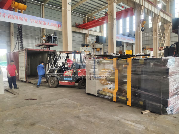 液壓機(jī)廠家發(fā)貨