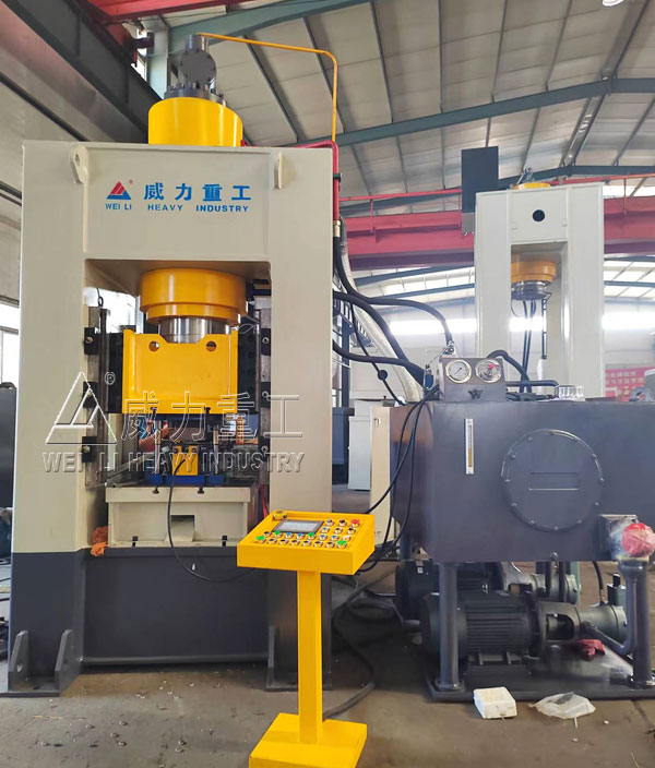 400噸框架式液壓機(jī)(沖壓錨桿托盤(pán)成型)