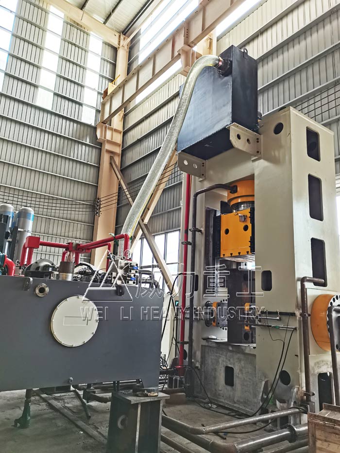 800噸軸套三向鍛造液壓機(jī)